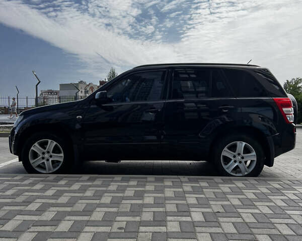 Черный Сузуки Гранд Витара, объемом двигателя 2 л и пробегом 211 тыс. км за 7499 $, фото 4 на Automoto.ua