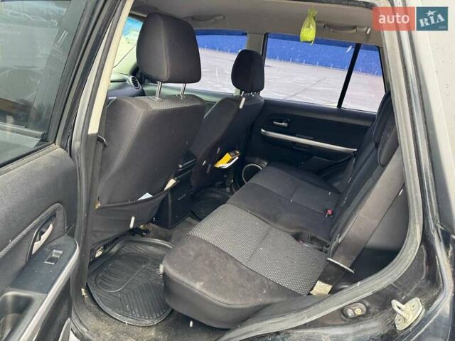 Черный Сузуки Гранд Витара, объемом двигателя 2 л и пробегом 190 тыс. км за 5999 $, фото 16 на Automoto.ua