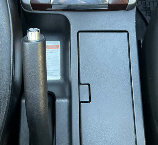 Чорний Сузукі Гранд Вітара, об'ємом двигуна 2 л та пробігом 209 тис. км за 7500 $, фото 36 на Automoto.ua