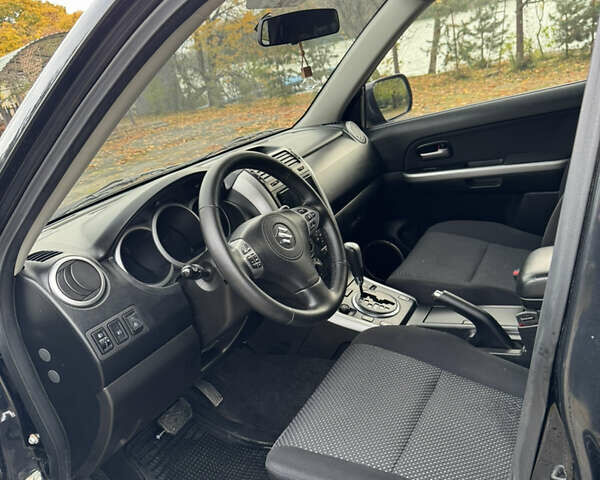 Черный Сузуки Гранд Витара, объемом двигателя 2 л и пробегом 151 тыс. км за 6999 $, фото 17 на Automoto.ua