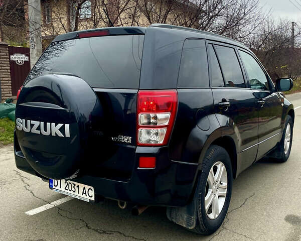 Черный Сузуки Гранд Витара, объемом двигателя 2.7 л и пробегом 255 тыс. км за 5900 $, фото 8 на Automoto.ua