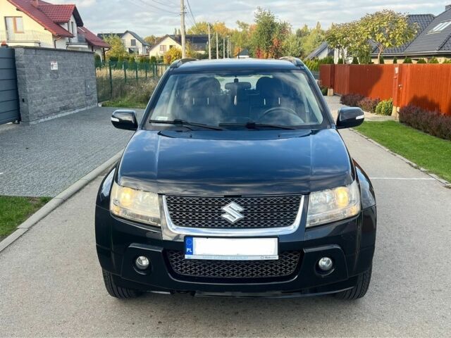Сузуки Гранд Витара 2007 в Запорожье на Automoto.ua Черный Сузуки Гранд Витара, объемом двигателя 0.2 л и пробегом 280 тыс. км за 2750 $, фото 1 на Automoto.ua