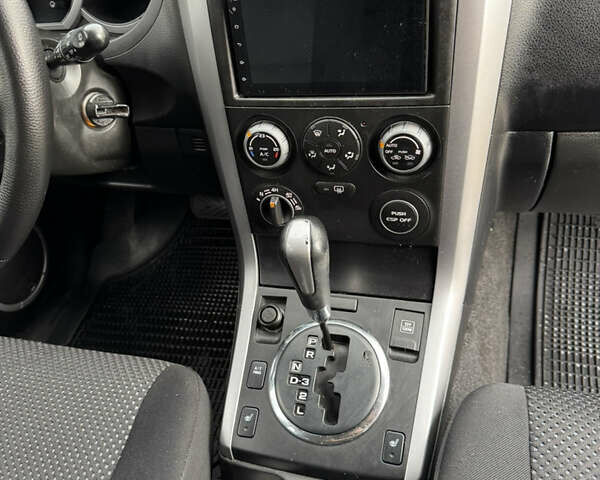 Черный Сузуки Гранд Витара, объемом двигателя 2 л и пробегом 151 тыс. км за 6999 $, фото 29 на Automoto.ua