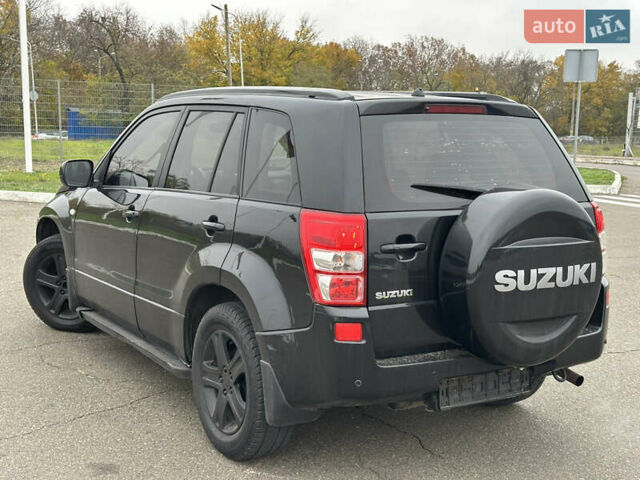Черный Сузуки Гранд Витара, объемом двигателя 2 л и пробегом 212 тыс. км за 6700 $, фото 9 на Automoto.ua