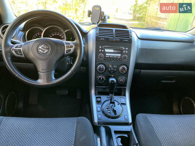 Сузуки Гранд Витара 2007 в Николаеве на Automoto.ua Черный Сузуки Гранд Витара, объемом двигателя 2 л и пробегом 198 тыс. км за 6500 $, фото 8 на Automoto.ua