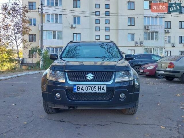 Чорний Сузукі Гранд Вітара, об'ємом двигуна 2 л та пробігом 216 тис. км за 6500 $, фото 1 на Automoto.ua