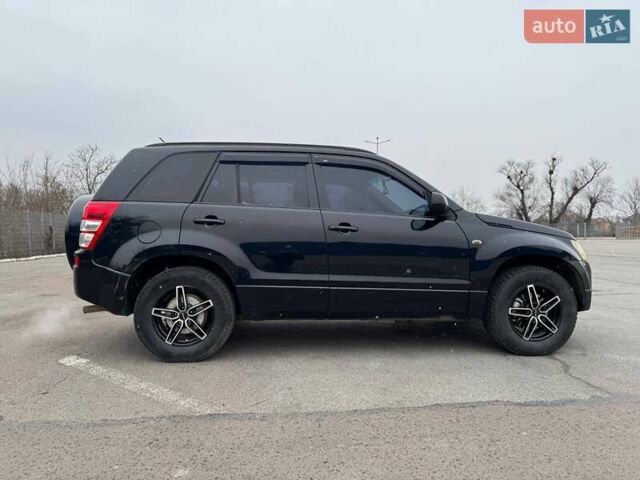 Черный Сузуки Гранд Витара, объемом двигателя 2 л и пробегом 190 тыс. км за 5999 $, фото 18 на Automoto.ua