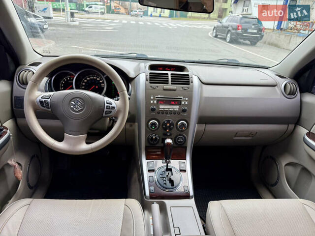 Черный Сузуки Гранд Витара, объемом двигателя 2.74 л и пробегом 178 тыс. км за 7500 $, фото 19 на Automoto.ua