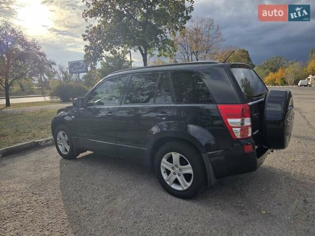 Чорний Сузукі Гранд Вітара, об'ємом двигуна 2 л та пробігом 237 тис. км за 8500 $, фото 18 на Automoto.ua