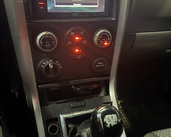 Черный Сузуки Гранд Витара, объемом двигателя 2 л и пробегом 177 тыс. км за 6600 $, фото 9 на Automoto.ua