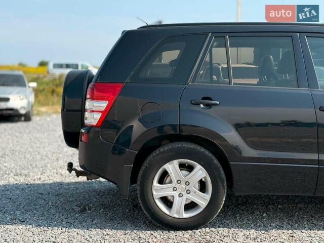 Чорний Сузукі Гранд Вітара, об'ємом двигуна 1.9 л та пробігом 307 тис. км за 7690 $, фото 8 на Automoto.ua