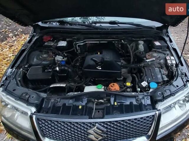 Черный Сузуки Гранд Витара, объемом двигателя 2 л и пробегом 218 тыс. км за 7800 $, фото 20 на Automoto.ua