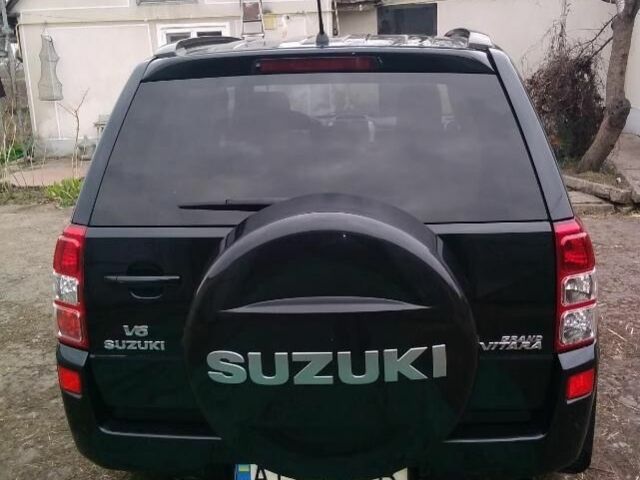 Черный Сузуки Гранд Витара, объемом двигателя 2.7 л и пробегом 246 тыс. км за 7000 $, фото 4 на Automoto.ua