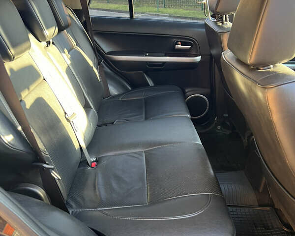 Чорний Сузукі Гранд Вітара, об'ємом двигуна 2 л та пробігом 209 тис. км за 7500 $, фото 27 на Automoto.ua