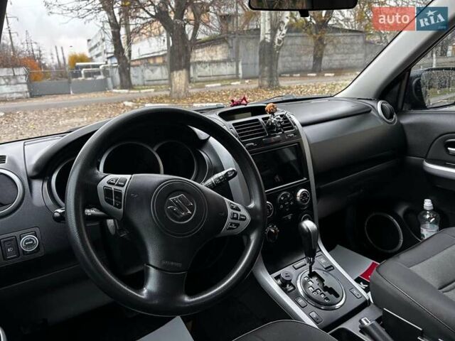 Черный Сузуки Гранд Витара, объемом двигателя 2 л и пробегом 238 тыс. км за 8790 $, фото 15 на Automoto.ua