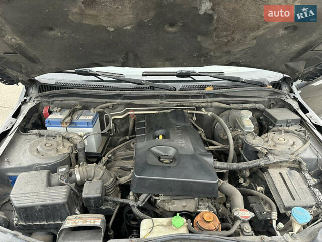 Черный Сузуки Гранд Витара, объемом двигателя 2 л и пробегом 212 тыс. км за 6700 $, фото 23 на Automoto.ua