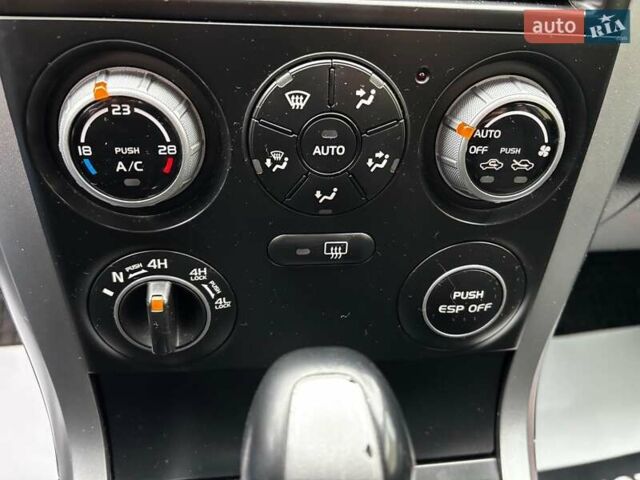 Черный Сузуки Гранд Витара, объемом двигателя 2 л и пробегом 238 тыс. км за 8790 $, фото 20 на Automoto.ua