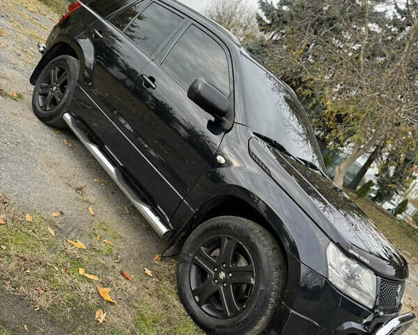 Черный Сузуки Гранд Витара, объемом двигателя 2 л и пробегом 151 тыс. км за 6999 $, фото 2 на Automoto.ua