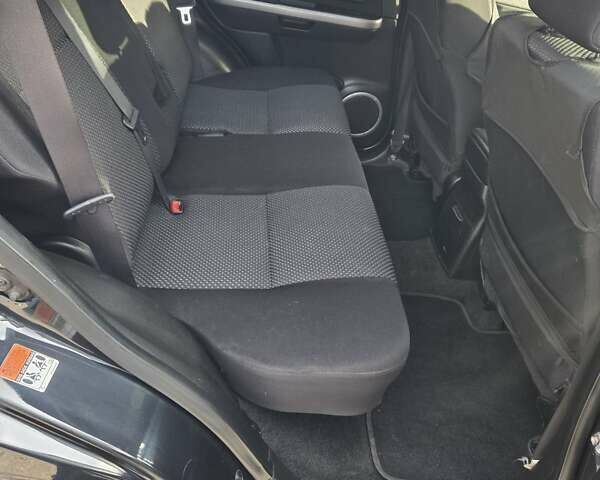 Чорний Сузукі Гранд Вітара, об'ємом двигуна 2 л та пробігом 237 тис. км за 8500 $, фото 7 на Automoto.ua