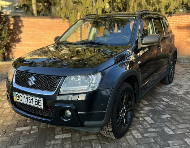 Чорний Сузукі Гранд Вітара, об'ємом двигуна 2 л та пробігом 209 тис. км за 7500 $, фото 4 на Automoto.ua