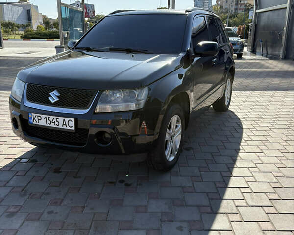 Чорний Сузукі Гранд Вітара, об'ємом двигуна 2.74 л та пробігом 155 тис. км за 7999 $, фото 1 на Automoto.ua