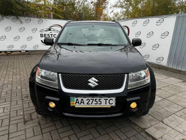 Чорний Сузукі Гранд Вітара, об'ємом двигуна 2.7 л та пробігом 170 тис. км за 7999 $, фото 4 на Automoto.ua