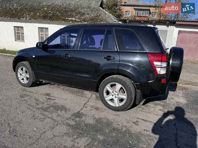 Черный Сузуки Гранд Витара, объемом двигателя 2 л и пробегом 230 тыс. км за 6800 $, фото 7 на Automoto.ua