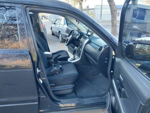 Сузуки Гранд Витара 2007 в Николаеве на Automoto.ua Черный Сузуки Гранд Витара, объемом двигателя 2 л и пробегом 215 тыс. км за 6500 $, фото 6 на Automoto.ua