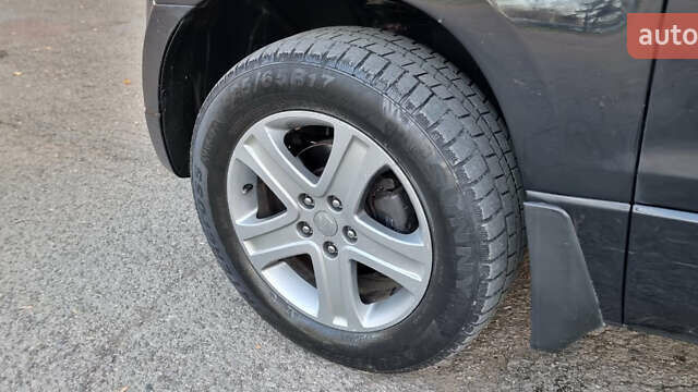 Чорний Сузукі Гранд Вітара, об'ємом двигуна 2 л та пробігом 245 тис. км за 5450 $, фото 3 на Automoto.ua