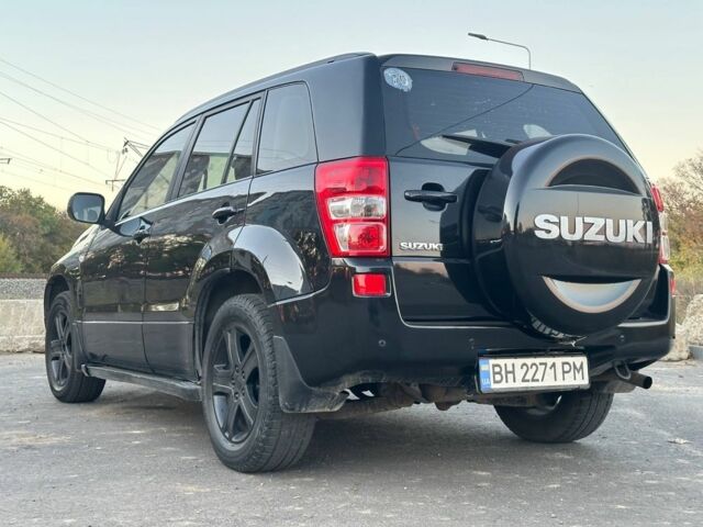 Черный Сузуки Гранд Витара, объемом двигателя 2 л и пробегом 212 тыс. км за 6800 $, фото 3 на Automoto.ua