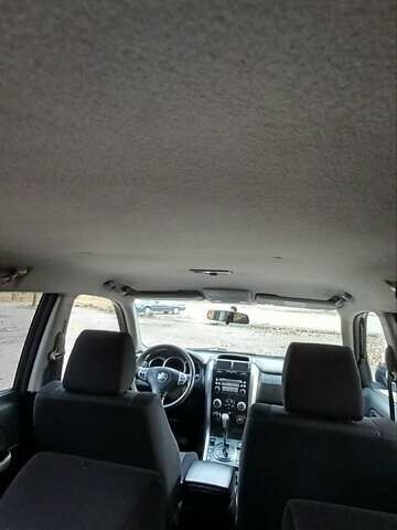 Черный Сузуки Гранд Витара, объемом двигателя 2 л и пробегом 218 тыс. км за 7800 $, фото 16 на Automoto.ua