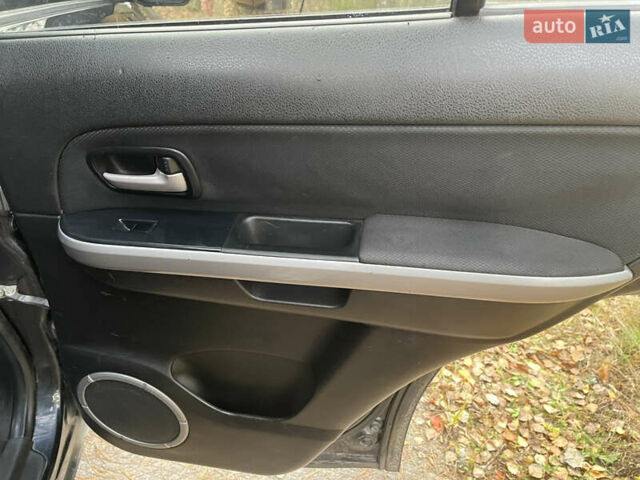 Черный Сузуки Гранд Витара, объемом двигателя 2 л и пробегом 290 тыс. км за 6200 $, фото 13 на Automoto.ua