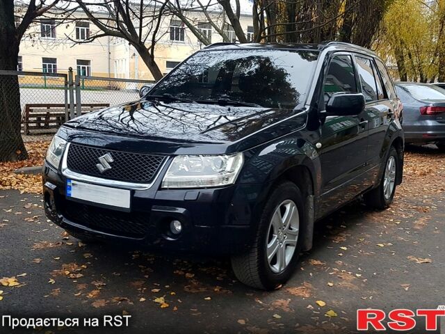 Черный Сузуки Гранд Витара, объемом двигателя 2 л и пробегом 235 тыс. км за 7500 $, фото 2 на Automoto.ua