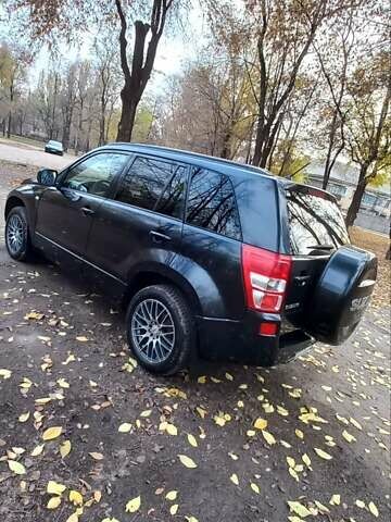 Черный Сузуки Гранд Витара, объемом двигателя 2 л и пробегом 218 тыс. км за 7800 $, фото 9 на Automoto.ua