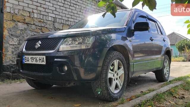 Черный Сузуки Гранд Витара, объемом двигателя 2 л и пробегом 345 тыс. км за 7000 $, фото 4 на Automoto.ua