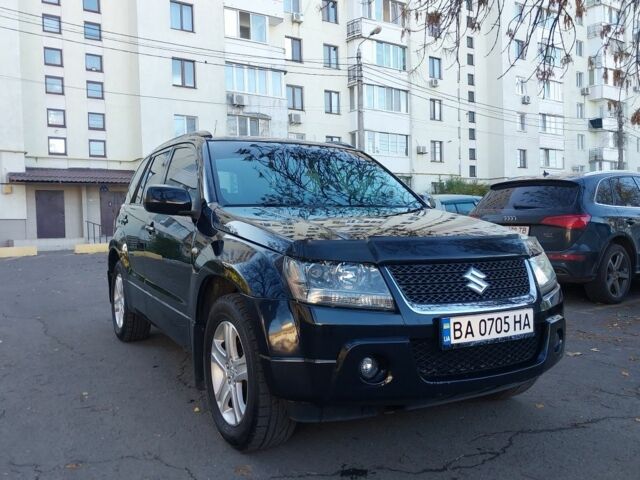 Сузуки Гранд Витара 2007 в Николаеве на Automoto.ua Черный Сузуки Гранд Витара, объемом двигателя 2 л и пробегом 215 тыс. км за 6500 $, фото 4 на Automoto.ua