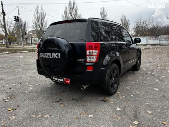 Чорний Сузукі Гранд Вітара, об'ємом двигуна 2 л та пробігом 238 тис. км за 8790 $, фото 6 на Automoto.ua