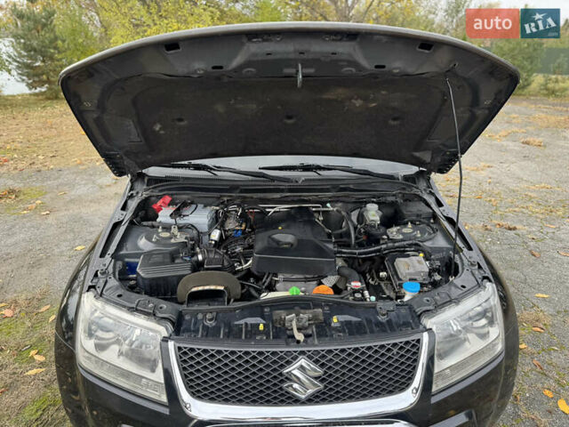 Черный Сузуки Гранд Витара, объемом двигателя 2 л и пробегом 151 тыс. км за 6999 $, фото 33 на Automoto.ua