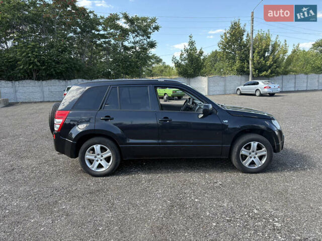 Чорний Сузукі Гранд Вітара, об'ємом двигуна 2.74 л та пробігом 155 тис. км за 7999 $, фото 11 на Automoto.ua