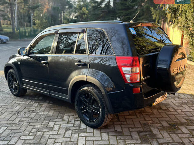 Чорний Сузукі Гранд Вітара, об'ємом двигуна 2 л та пробігом 209 тис. км за 7500 $, фото 8 на Automoto.ua