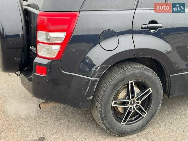 Черный Сузуки Гранд Витара, объемом двигателя 2 л и пробегом 190 тыс. км за 5999 $, фото 17 на Automoto.ua