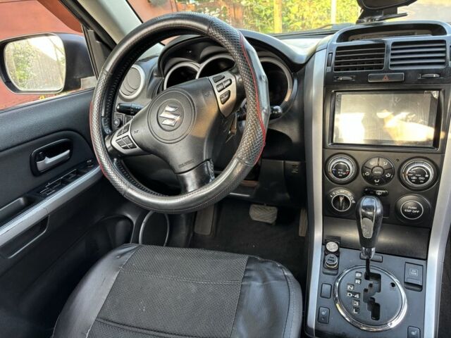 Чорний Сузукі Гранд Вітара, об'ємом двигуна 2.7 л та пробігом 285 тис. км за 7000 $, фото 14 на Automoto.ua