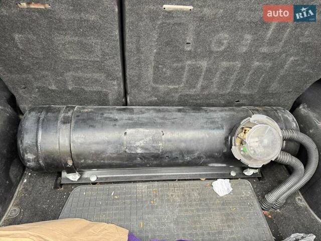 Черный Сузуки Гранд Витара, объемом двигателя 2 л и пробегом 190 тыс. км за 5999 $, фото 10 на Automoto.ua