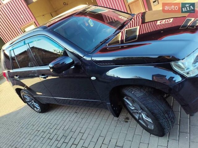 Черный Сузуки Гранд Витара, объемом двигателя 2 л и пробегом 173 тыс. км за 6500 $, фото 3 на Automoto.ua