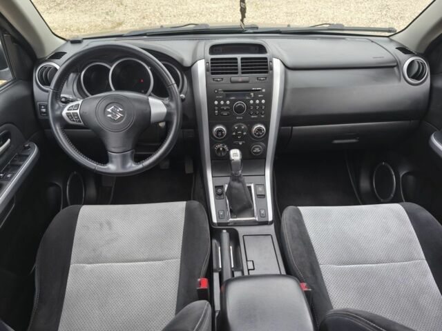 Черный Сузуки Гранд Витара, объемом двигателя 0 л и пробегом 275 тыс. км за 2700 $, фото 5 на Automoto.ua