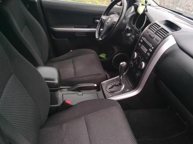 Черный Сузуки Гранд Витара, объемом двигателя 2.7 л и пробегом 246 тыс. км за 7000 $, фото 2 на Automoto.ua