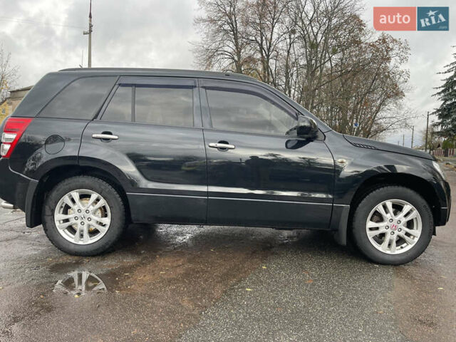 Черный Сузуки Гранд Витара, объемом двигателя 2 л и пробегом 290 тыс. км за 6200 $, фото 3 на Automoto.ua