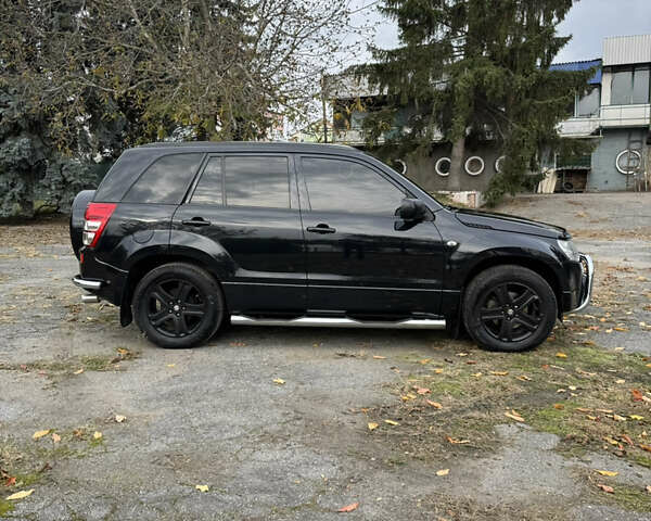 Черный Сузуки Гранд Витара, объемом двигателя 2 л и пробегом 151 тыс. км за 6999 $, фото 3 на Automoto.ua