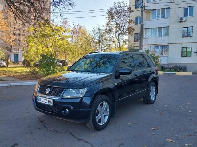 Сузуки Гранд Витара 2007 в Николаеве на Automoto.ua Черный Сузуки Гранд Витара, объемом двигателя 2 л и пробегом 215 тыс. км за 6500 $, фото 1 на Automoto.ua