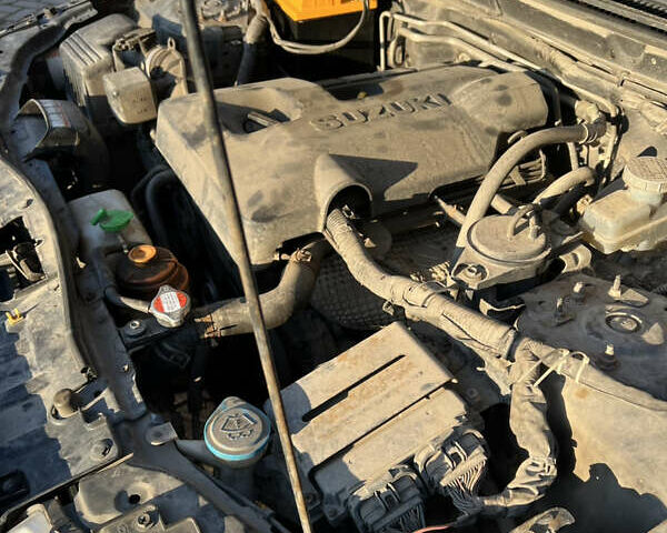 Чорний Сузукі Гранд Вітара, об'ємом двигуна 2 л та пробігом 209 тис. км за 7500 $, фото 40 на Automoto.ua